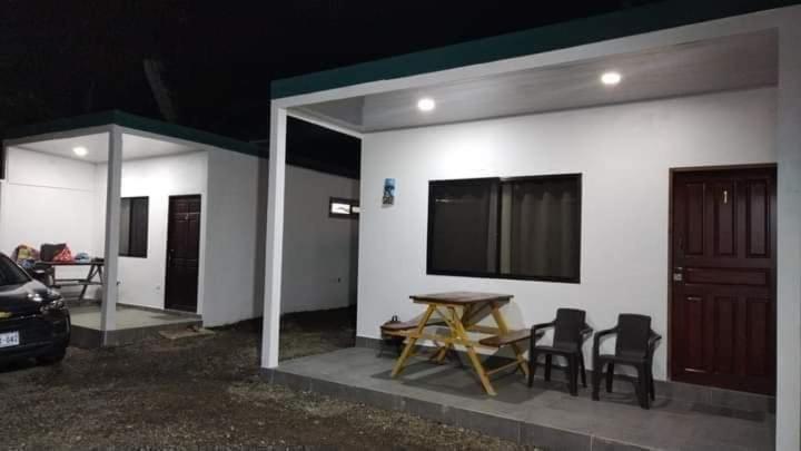 Bari Campings Resort Puerto Viejo de Talamanca Kültér fotó